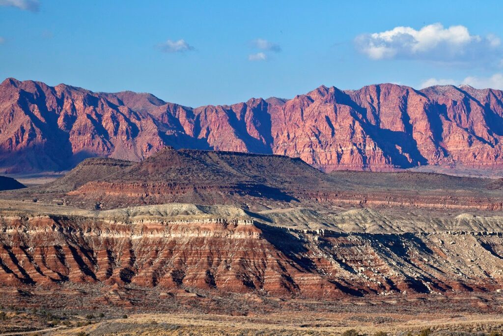 Utah Cliffs Best Hikes in Beautiful Red Cliffs National Conservation Area, Utah ...